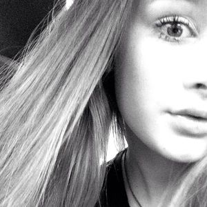 Meet your Posher, Isabella